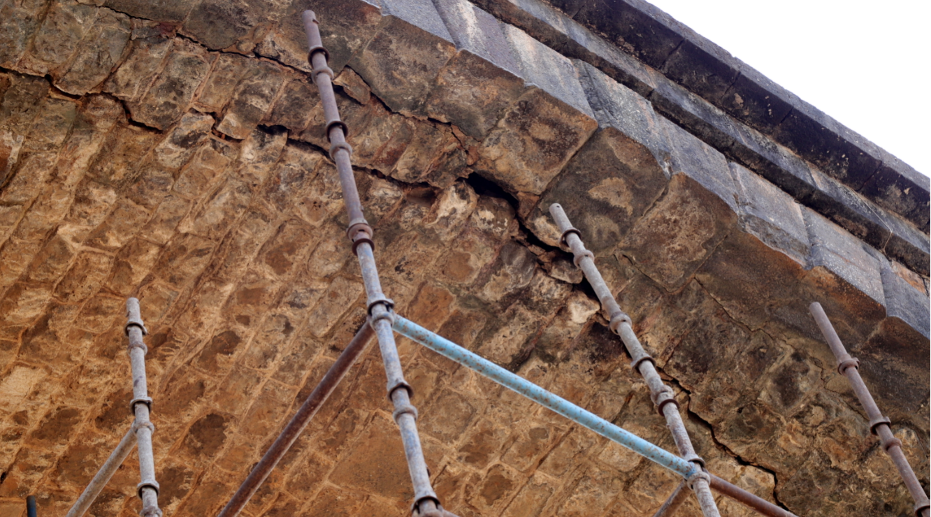 Stone Masonry Structures Hone SHM